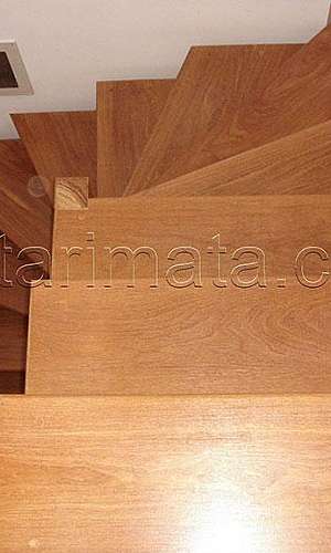 Degrau de madeira para escada Degrau de madeira para escada