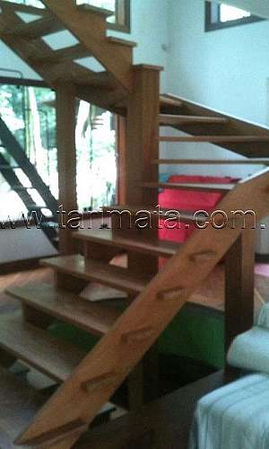 Escada de madeira preço Escada de madeira preço